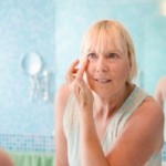 How to Reduce The Signs of Aging With a Device at Home